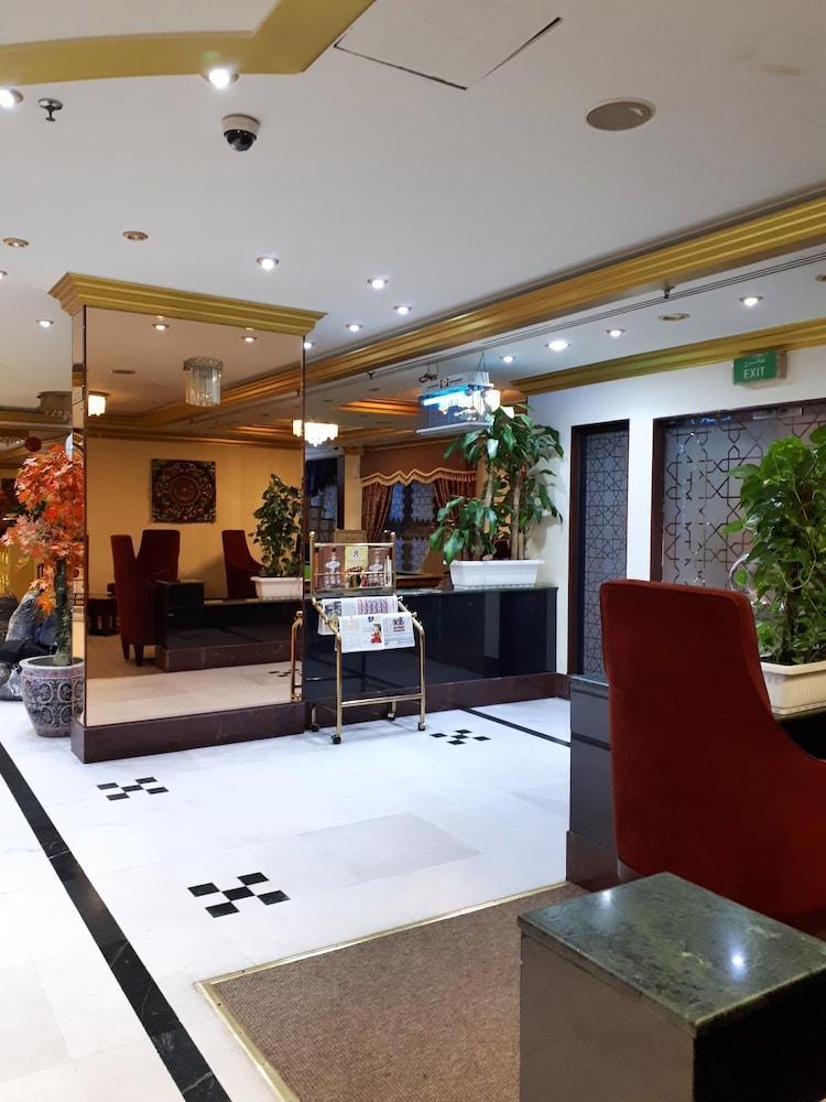 Royal Garden Hotel Dubai Exterior photo